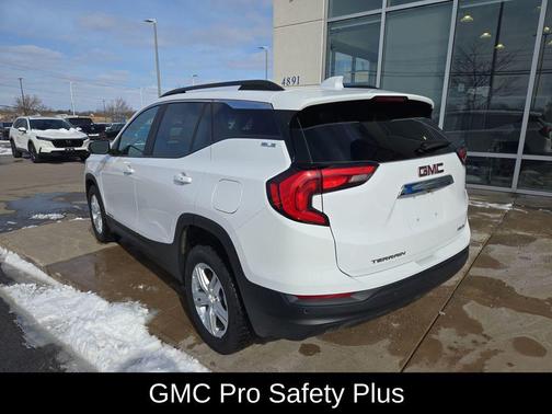 2021 GMC Terrain SLE