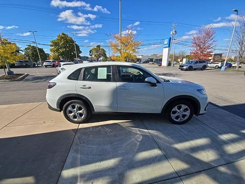 2023 Honda HR-V LX