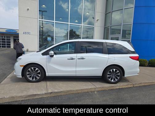 Platinum White Pearl 2024 Honda Odyssey EX-L