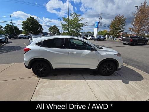 2022 Honda HR-V AWD Sport