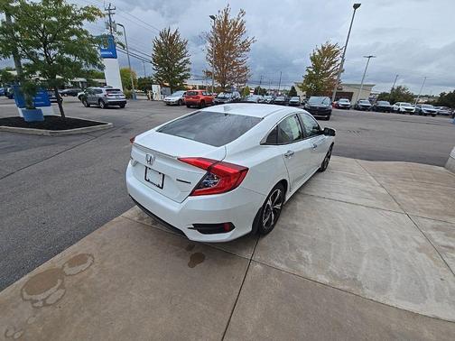 2018 Honda Civic Touring
