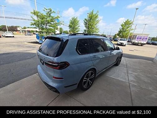 2024 BMW X7 xDrive40i