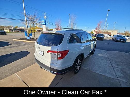 2022 Honda Pilot AWD Elite