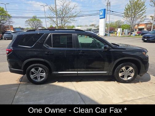 Crystal Black Pearl 2026 Honda Pilot EX-L