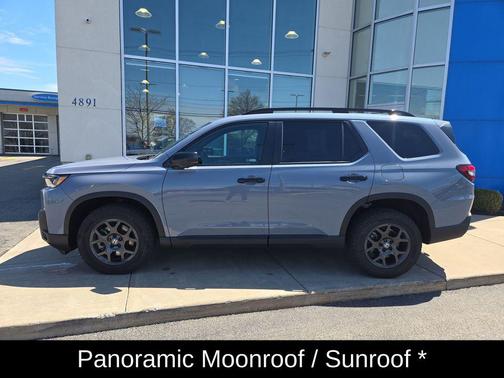 Sonic Gray Pearl 2026 Honda Pilot TrailSport