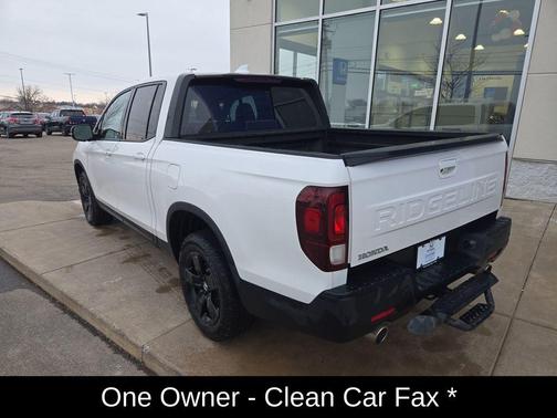 2025 Honda Ridgeline Black