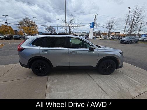 2023 Honda CR-V Hybrid Sport Touring AWD