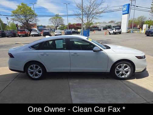 Platinum White Pearl 2025 Honda Accord LX 1.5T