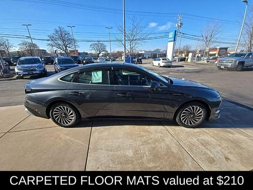 2024 Hyundai SONATA Hybrid Limited