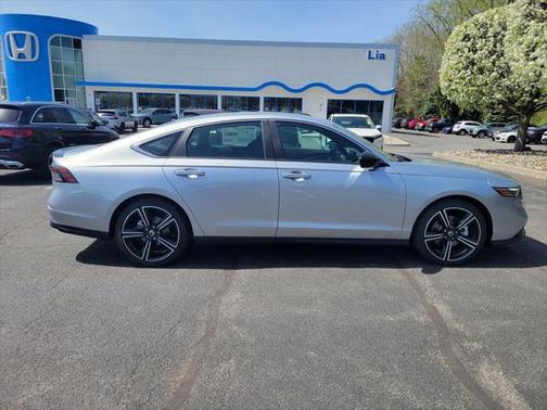 2025 Honda Accord Hybrid Base