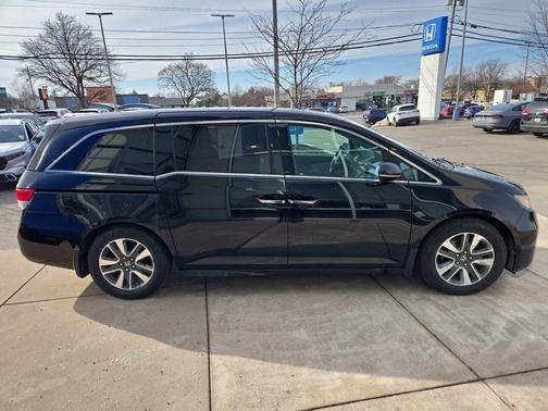 2016 Honda Odyssey Touring Elite