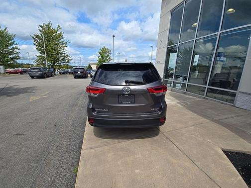 2019 Toyota Highlander LE Plus