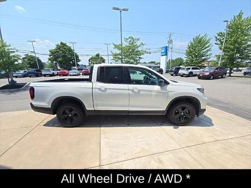 2022 Honda Ridgeline Black