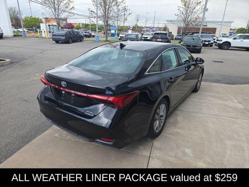 Midnight Black Metallic 2020 Toyota Avalon Hybrid XLE Plus