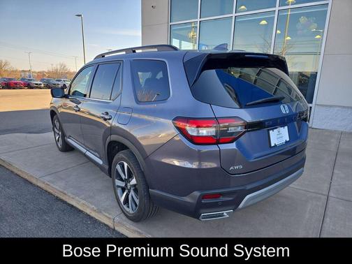 Modern Steel Metallic 2025 Honda Pilot Touring 8-Passenger