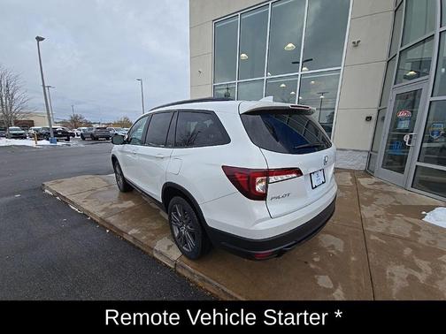 2022 Honda Pilot AWD Sport