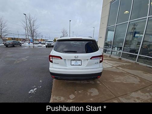 2022 Honda Pilot AWD Sport