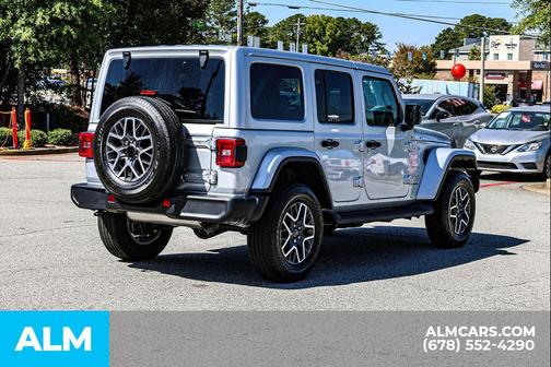 2024 Jeep Wrangler 4-Door Sahara