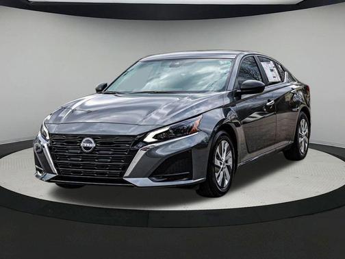 2025 Nissan Altima S FWD