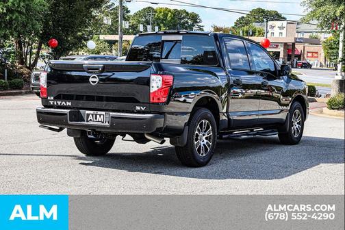 2024 Nissan Titan SV