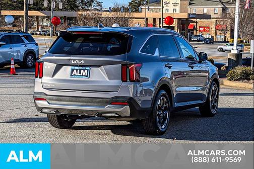 2024 Kia Sorento S