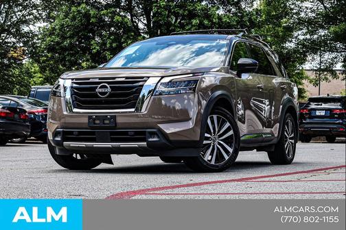Baja Storm/Super Black Roof 2023 Nissan Pathfinder Platinum FWD