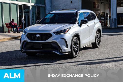 2022 Toyota Highlander XSE