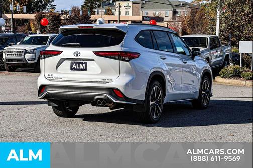 2022 Toyota Highlander XSE