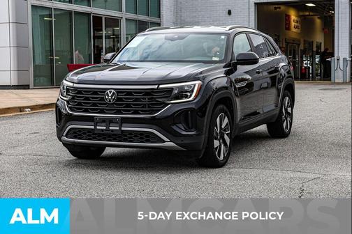 2024 Volkswagen Atlas Cross Sport 2.0T SE w/Technology 4MOTION