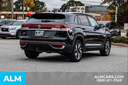 2024 Volkswagen Atlas Cross Sport 2.0T SE w/Technology 4MOTION