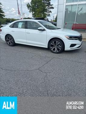2021 Volkswagen Passat 2.0T SE