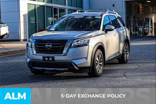 2024 Nissan Pathfinder SL 4WD