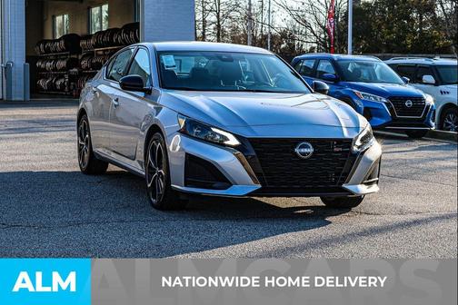 2025 Nissan Altima SR FWD