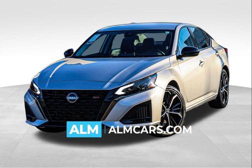 2025 Nissan Altima SR FWD