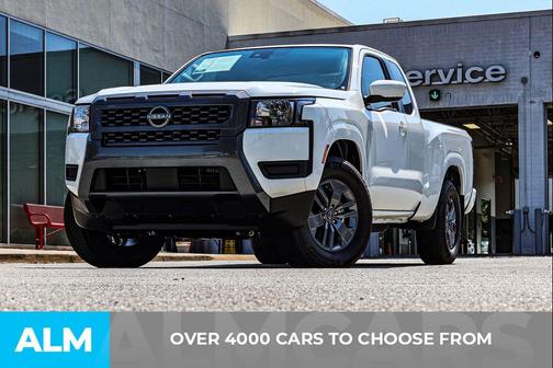 2025 Nissan Frontier SV