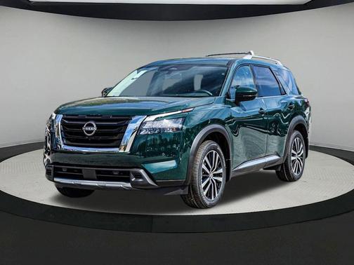 2025 Nissan Pathfinder Platinum FWD