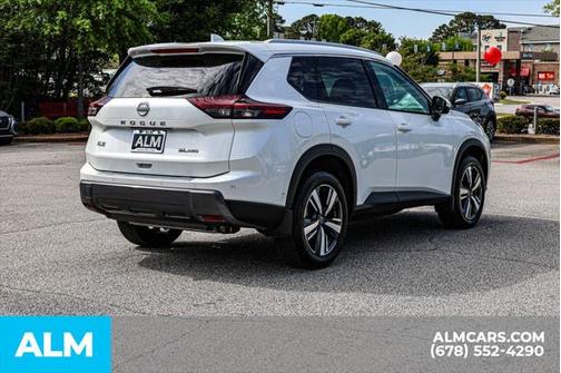 2024 Nissan Rogue SL