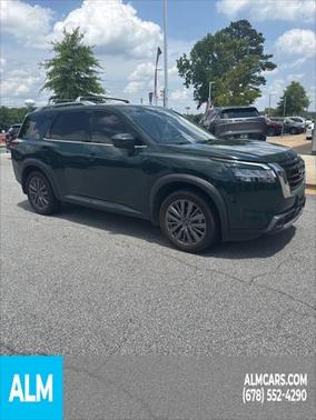 2024 Nissan Pathfinder SL FWD