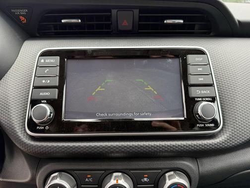 2025 Nissan Kicks S