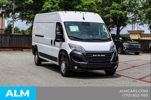 Bright White Clearcoat 2025 RAM ProMaster 2500 Tradesman