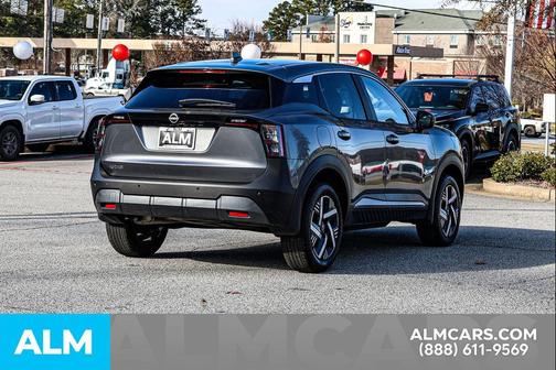 2025 Nissan Kicks SV