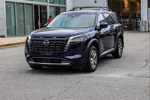 Deep Ocean Blue Pearl 2026 Nissan Pathfinder SL