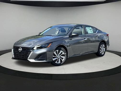 2025 Nissan Altima S FWD