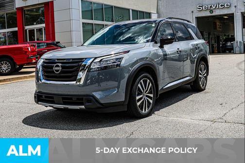 2024 Nissan Pathfinder Platinum FWD