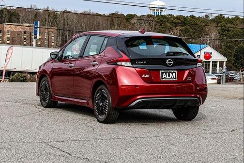 2024 Nissan Leaf SV PLUS