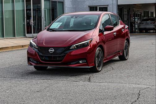 2024 Nissan Leaf SV PLUS