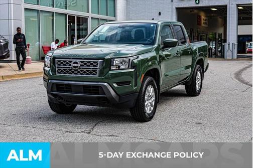 2022 Nissan Frontier SV