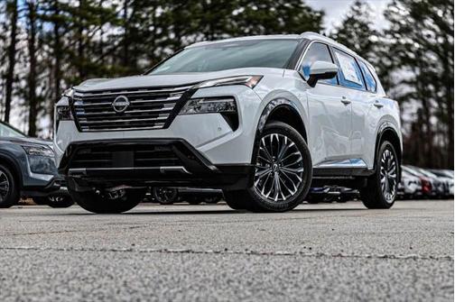 2025 Nissan Rogue Platinum