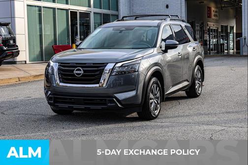 2025 Nissan Pathfinder SV FWD
