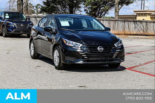 Super Black Metallic 2025 Nissan Versa 1.6 S